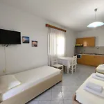 Vaya Lejlighed Qeparo