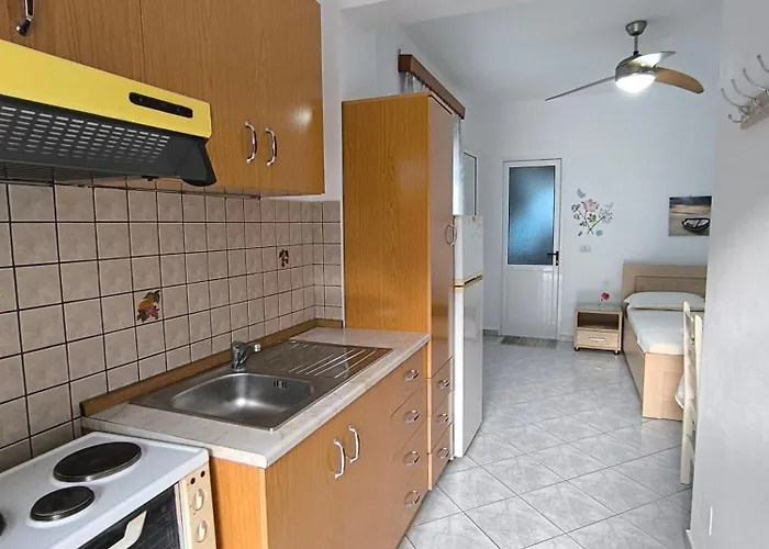 Apartment Vaya *